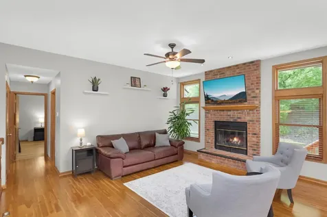 12769 Diamond Path Apple Valley MN 55124
