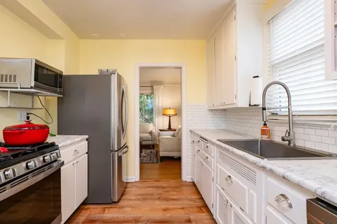 3331 Parkview Boulevard Robbinsdale MN 55422