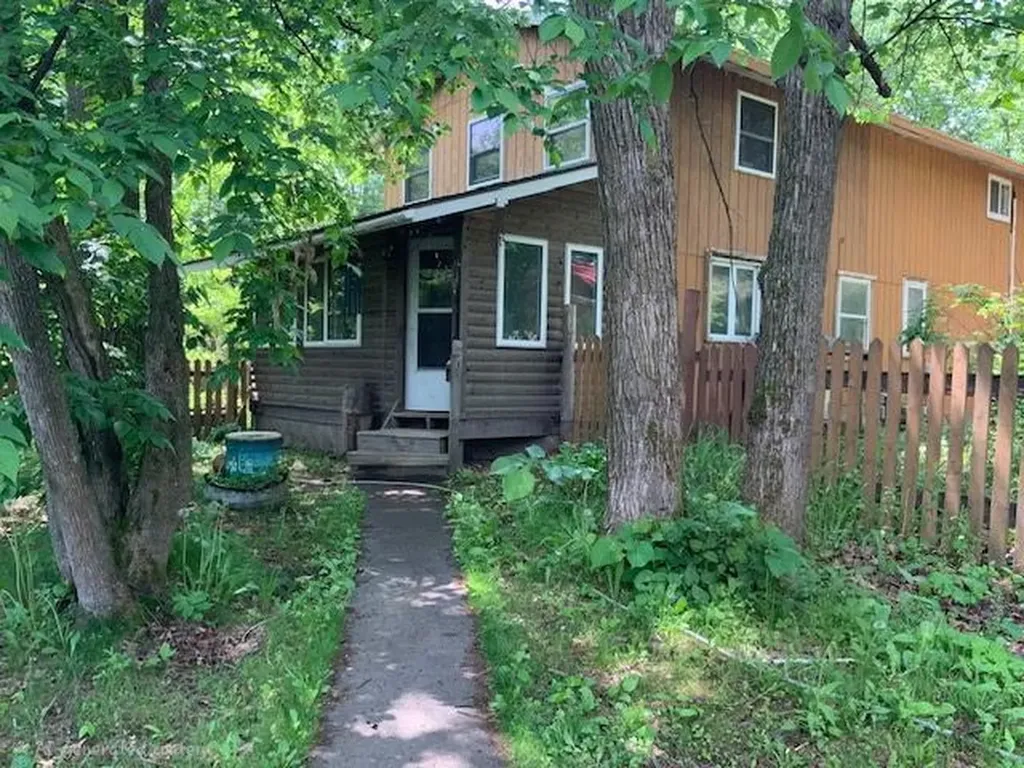 34437 County 18 Cushing MN 56443