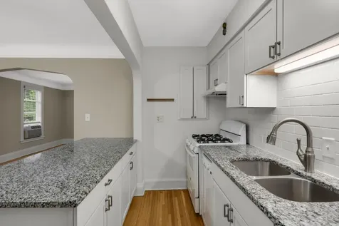 1889 Carroll Avenue Saint Paul MN 55104