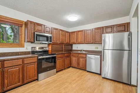 2207 Oregon Court Saint Louis Park MN 55426