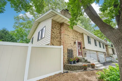 2207 Oregon Court Saint Louis Park MN 55426