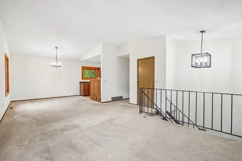 2207 Oregon Court Saint Louis Park MN 55426