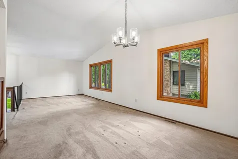 2207 Oregon Court Saint Louis Park MN 55426