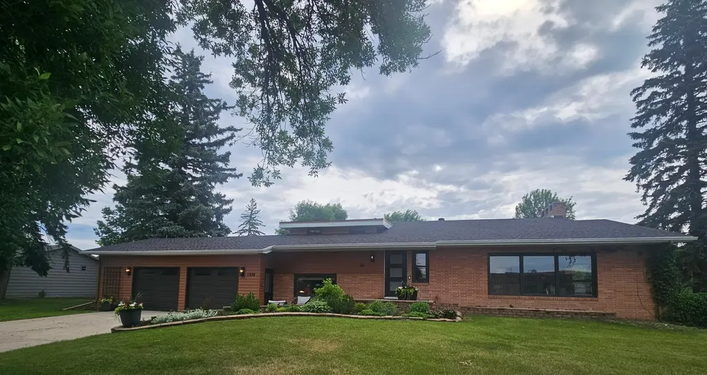 1310 4th Street N Wahpeton ND 58075