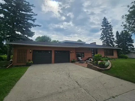 1310 4th Street N Wahpeton ND 58075