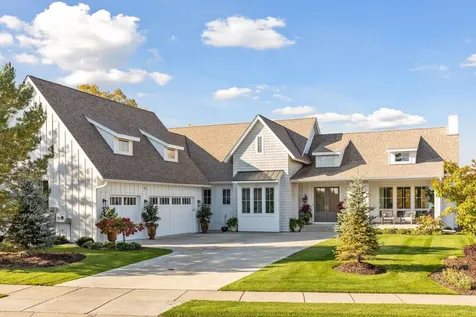 9810 Sky Lane Eden Prairie MN 55347