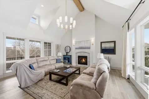 9810 Sky Lane Eden Prairie MN 55347