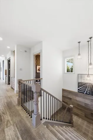 9810 Sky Lane Eden Prairie MN 55347