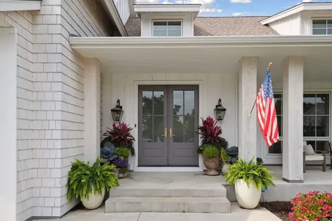 9810 Sky Lane Eden Prairie MN 55347
