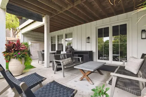 9810 Sky Lane Eden Prairie MN 55347
