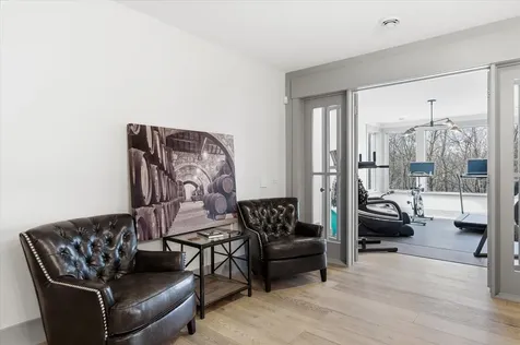 9810 Sky Lane Eden Prairie MN 55347