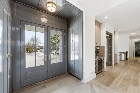 9810 Sky Lane Eden Prairie MN 55347