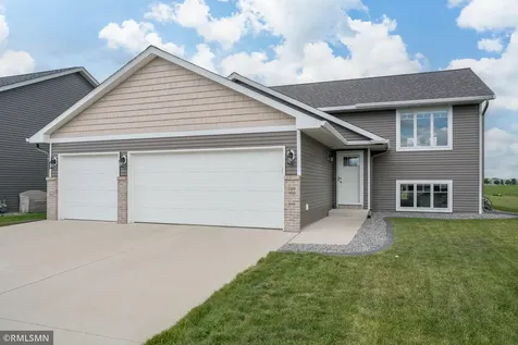 109 Cypress Court Mankato MN 56001