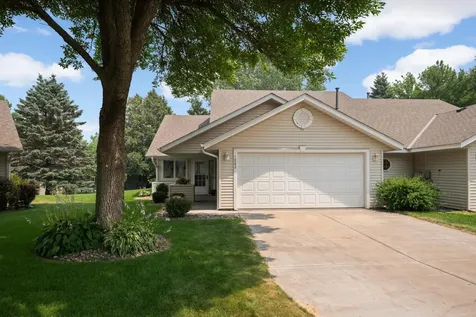 1082 Riverwood Court Hastings MN 55033