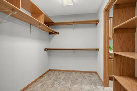 1082 Riverwood Court Hastings MN 55033