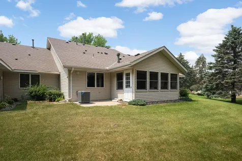 1082 Riverwood Court Hastings MN 55033