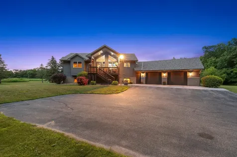 16710 313th Avenue NW Princeton MN 55371