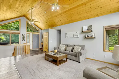 16710 313th Avenue NW Princeton MN 55371