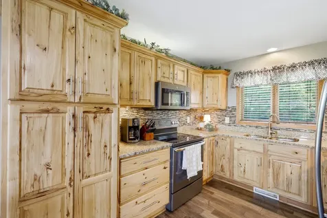 16710 313th Avenue NW Princeton MN 55371