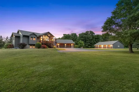 16710 313th Avenue NW Princeton MN 55371