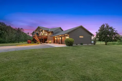 16710 313th Avenue NW Princeton MN 55371