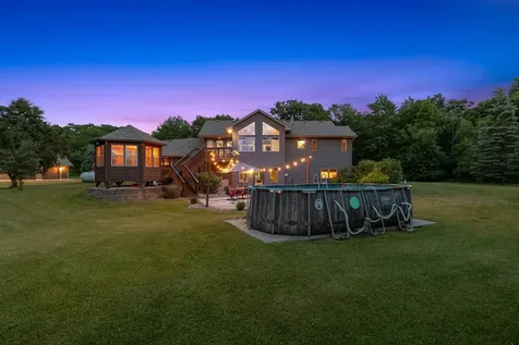 16710 313th Avenue NW Princeton MN 55371