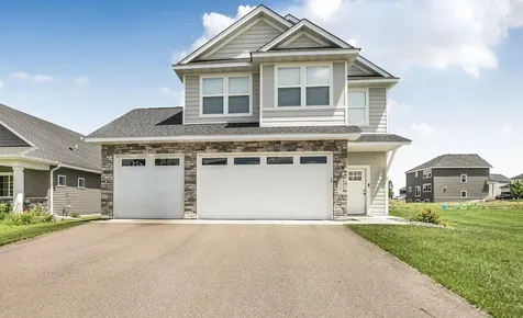 8582 Edmonson Way NE Monticello MN 55362