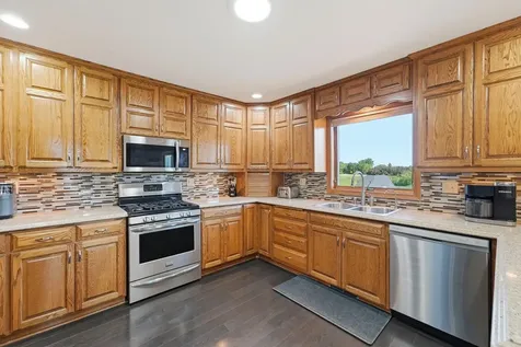 126 57th Avenue NE Willmar MN 56201