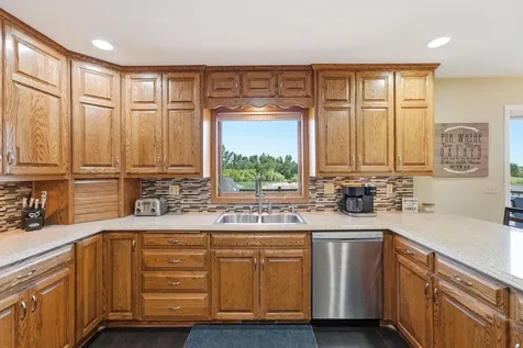 126 57th Avenue NE Willmar MN 56201