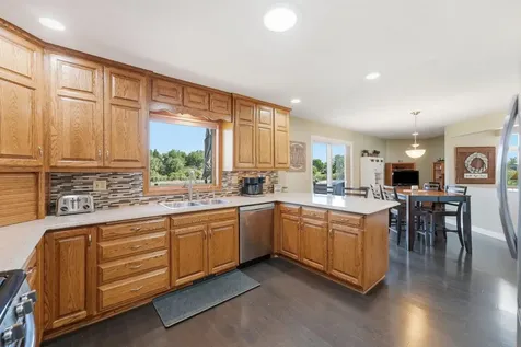 126 57th Avenue NE Willmar MN 56201