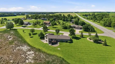 126 57th Avenue NE Willmar MN 56201