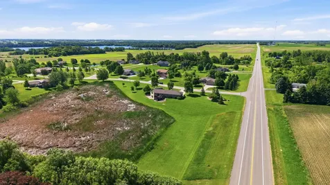 126 57th Avenue NE Willmar MN 56201