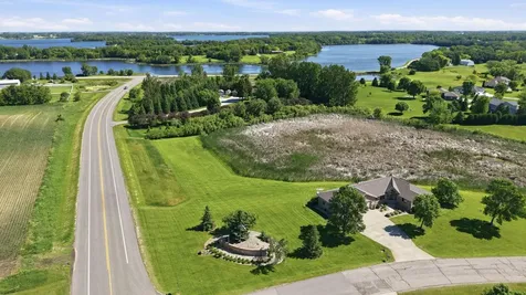 126 57th Avenue NE Willmar MN 56201