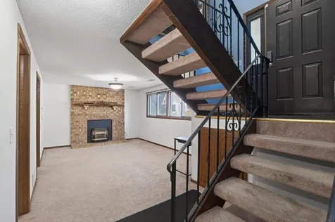 929 94th Avenue NE Blaine MN 55434