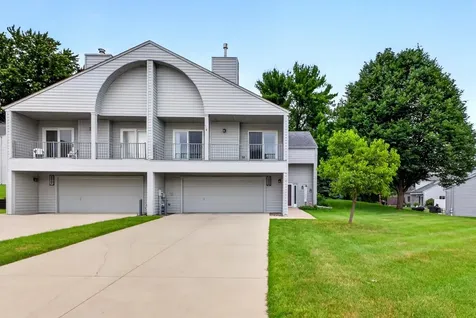 4865 Tee Court SW Rochester MN 55902
