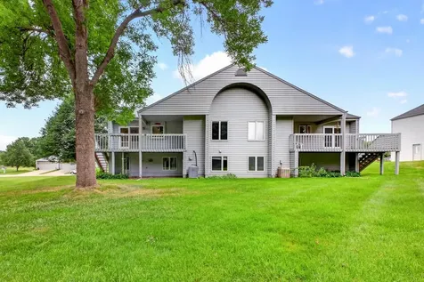 4865 Tee Court SW Rochester MN 55902