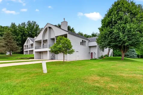 4865 Tee Court SW Rochester MN 55902