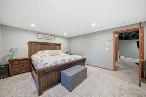 208 Snow Ridge Le Sueur MN 56058