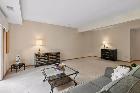 12795 Falcon Drive Apple Valley MN 55124