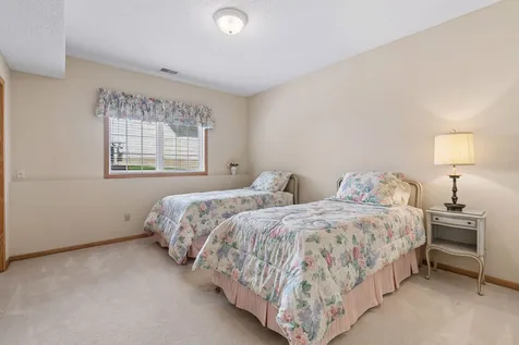 12795 Falcon Drive Apple Valley MN 55124