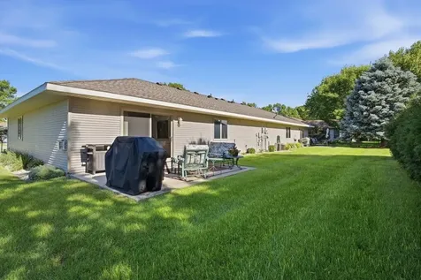 2607 9th Street SW Willmar MN 56201