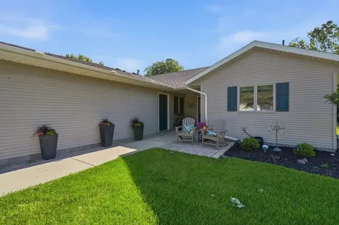 2607 9th Street SW Willmar MN 56201