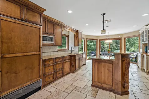 5708 Long Brake Trail Edina MN 55439