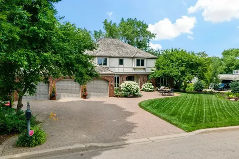 5708 Long Brake Trail Edina MN 55439