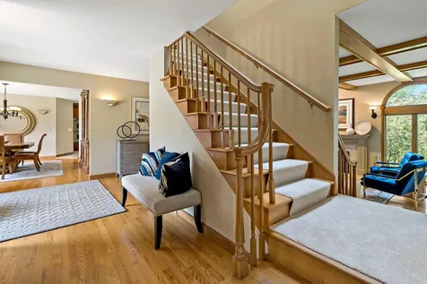 5708 Long Brake Trail Edina MN 55439
