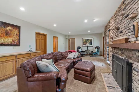 5708 Long Brake Trail Edina MN 55439