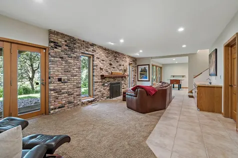 5708 Long Brake Trail Edina MN 55439