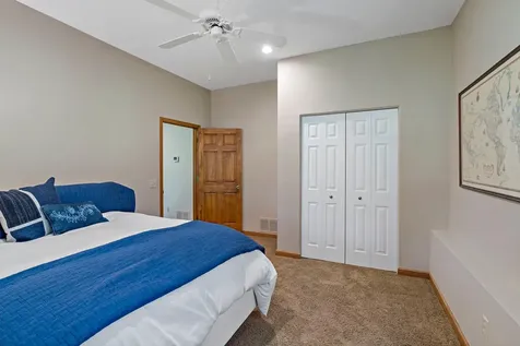5708 Long Brake Trail Edina MN 55439