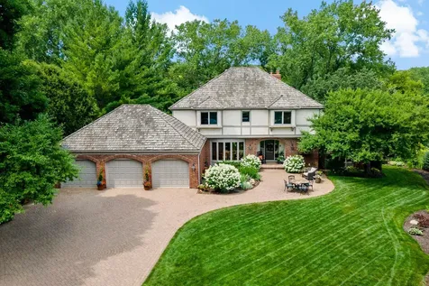 5708 Long Brake Trail Edina MN 55439